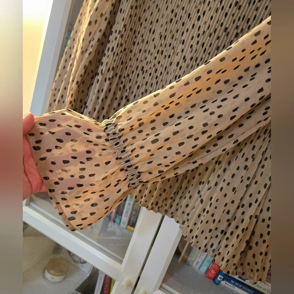 Polka Dot Long-Sleeve Pleated Blouse by InWear Copenhagen - Picture 4 of 13
